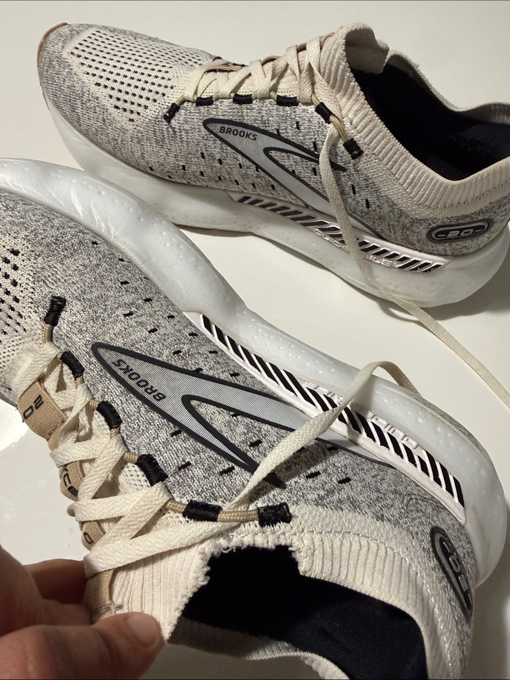Brooks Glycerin Stealthfit 20 Women's Sz 10.5 B Gray Running Black Athletic - Picture 12 of 16